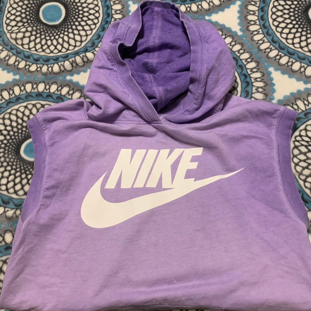 Nike purple and white pullover sleeveless